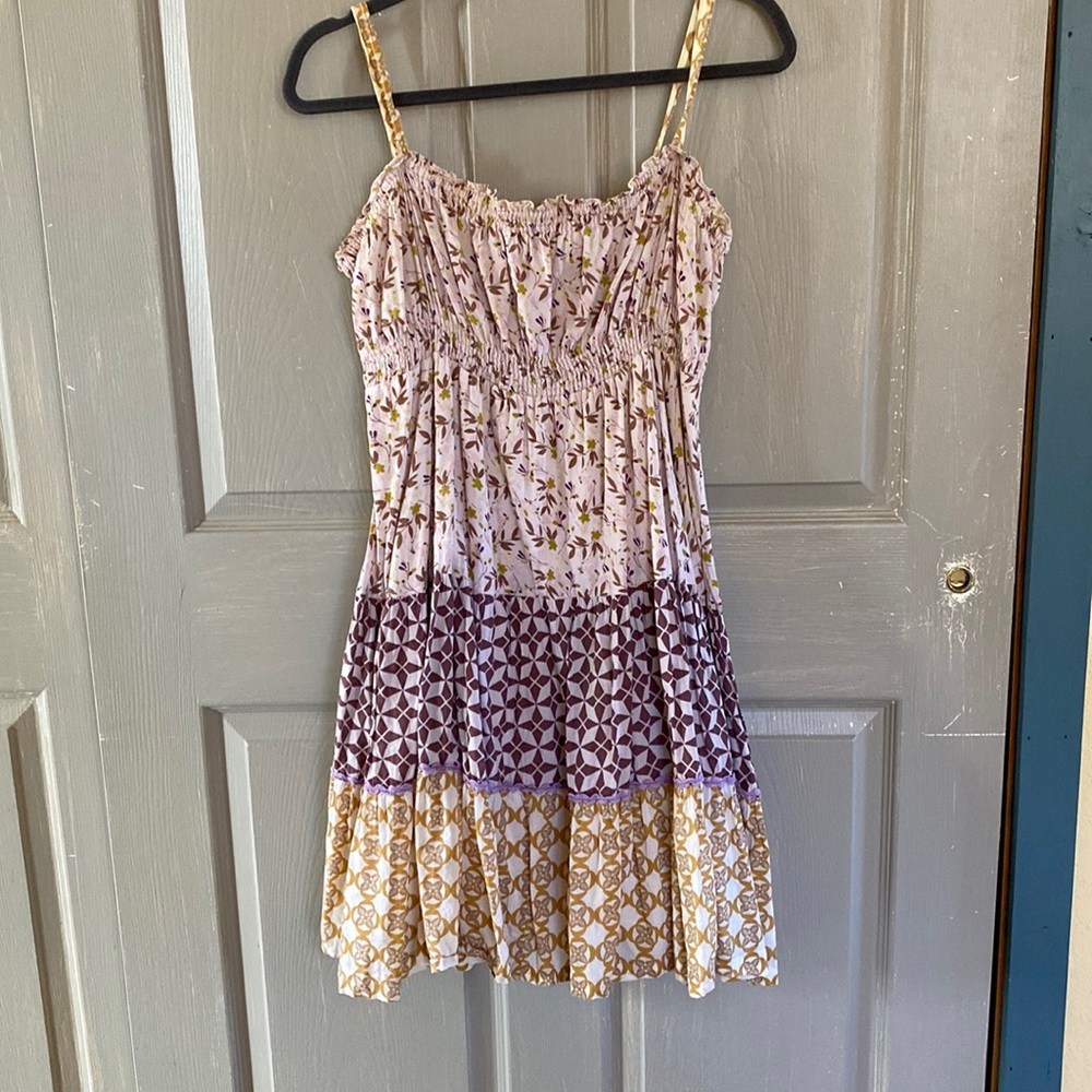 Multi pattern,knee length dress with adjustable straps. Atmosphere size 12/40.